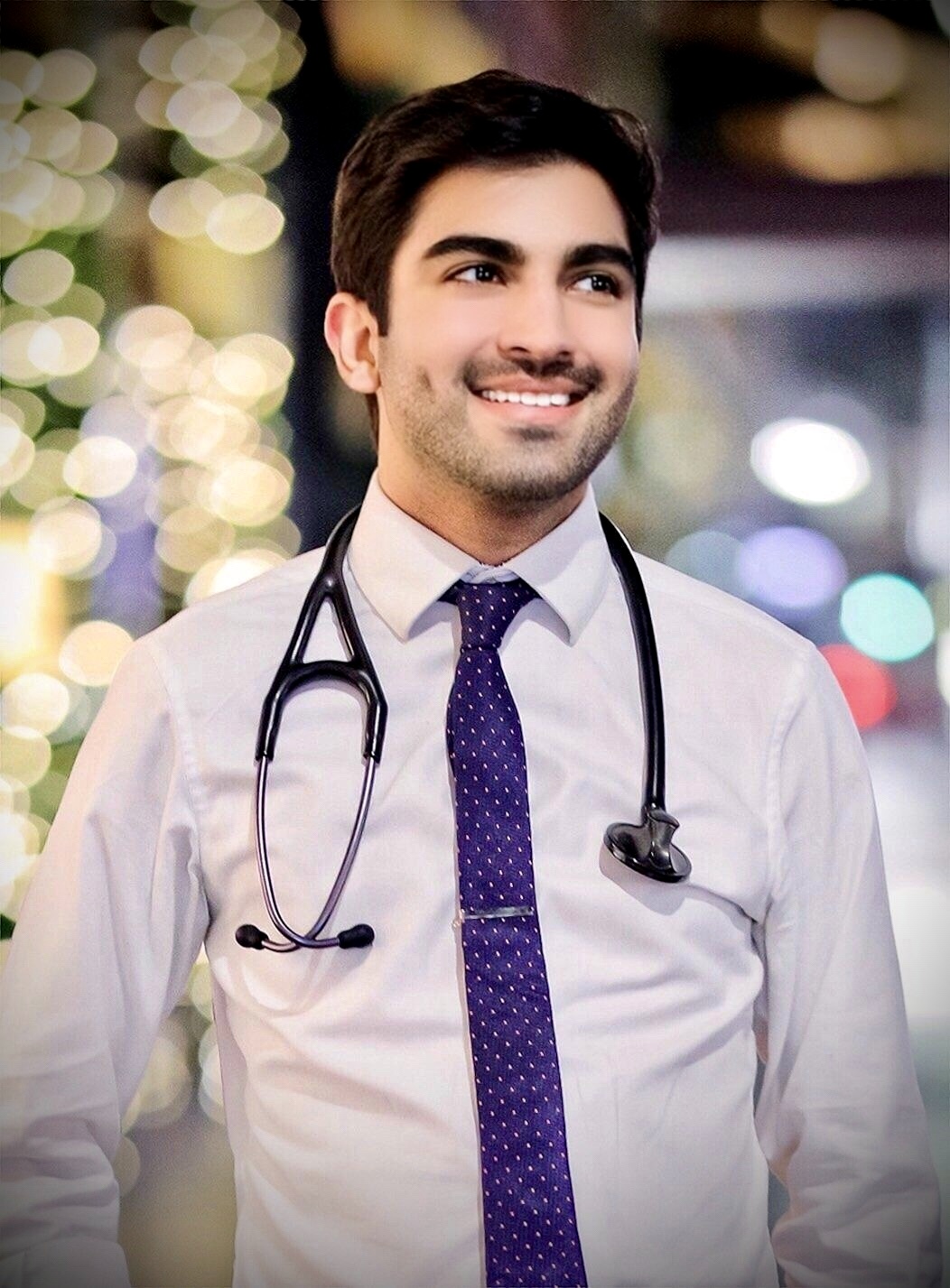Dr Azhar Janmohamed
